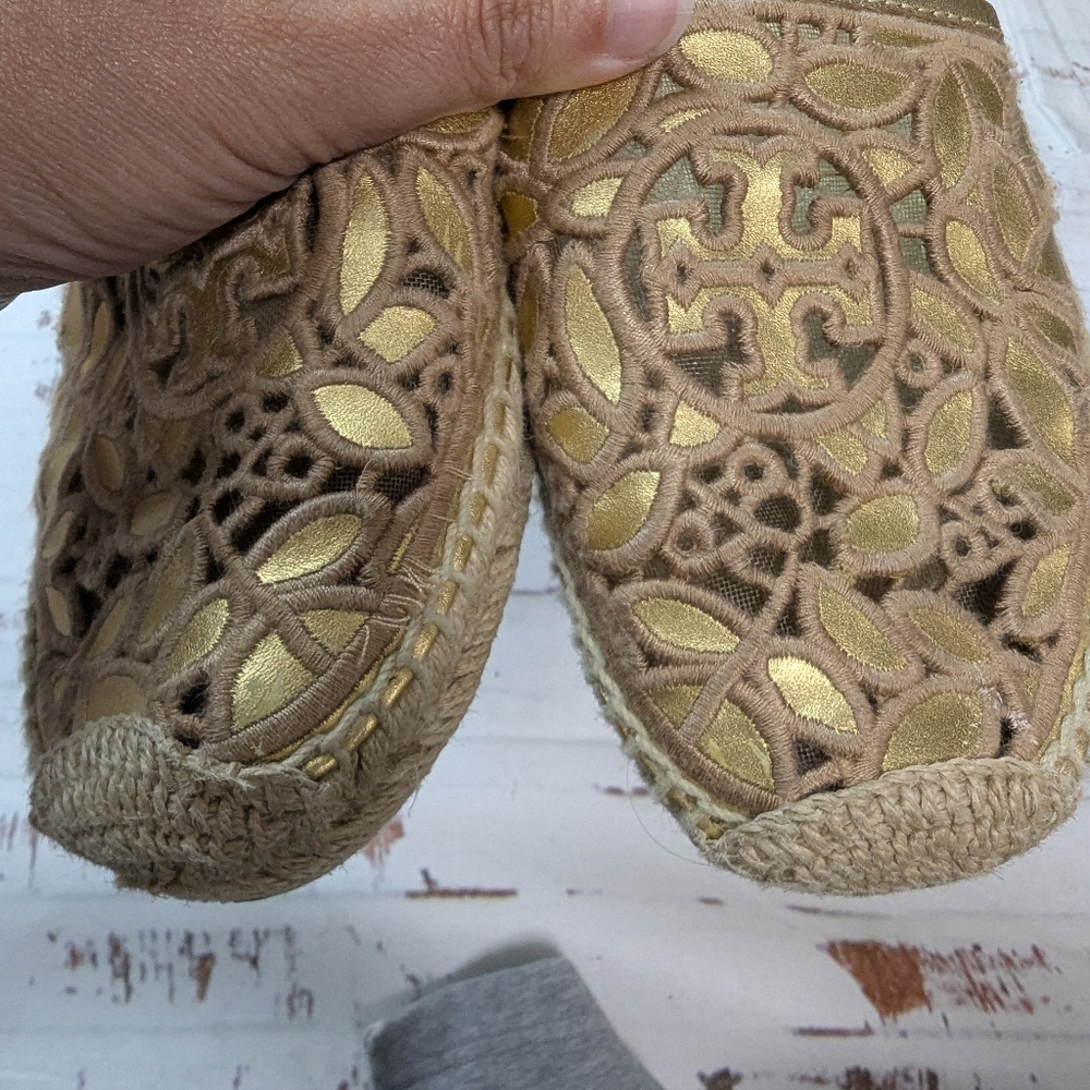 Tory Burch Gold Lace Espadrille Slip On Flatts - Picture 7 of 8